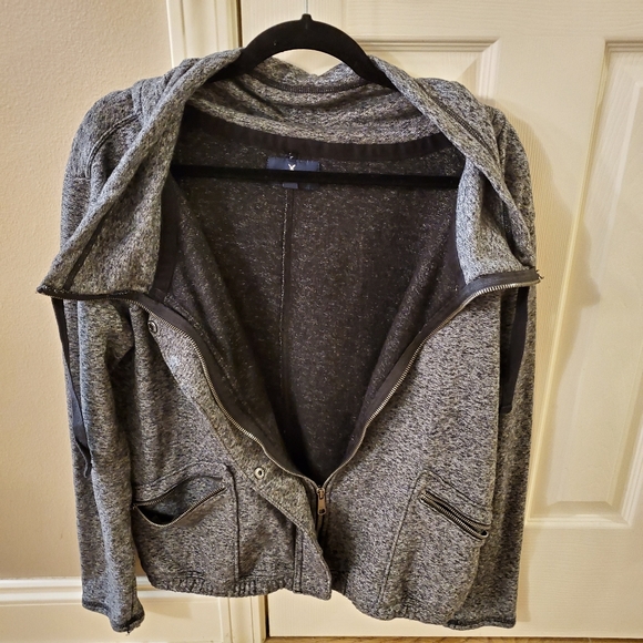 Like New!! Am.Eagle Cowl Neck Jacket/Sweatshirt - Picture 2 of 6